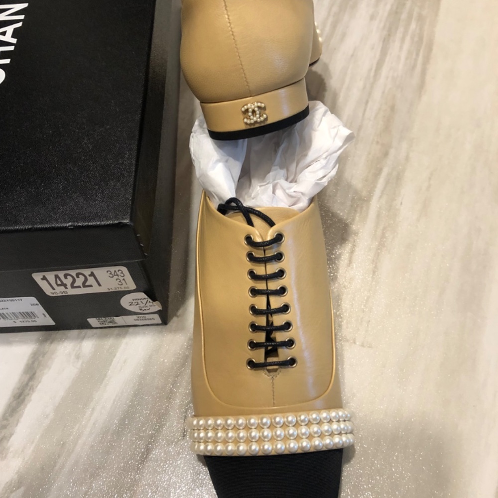 Brand new CHANEL  shoes - Picture 2 of 6